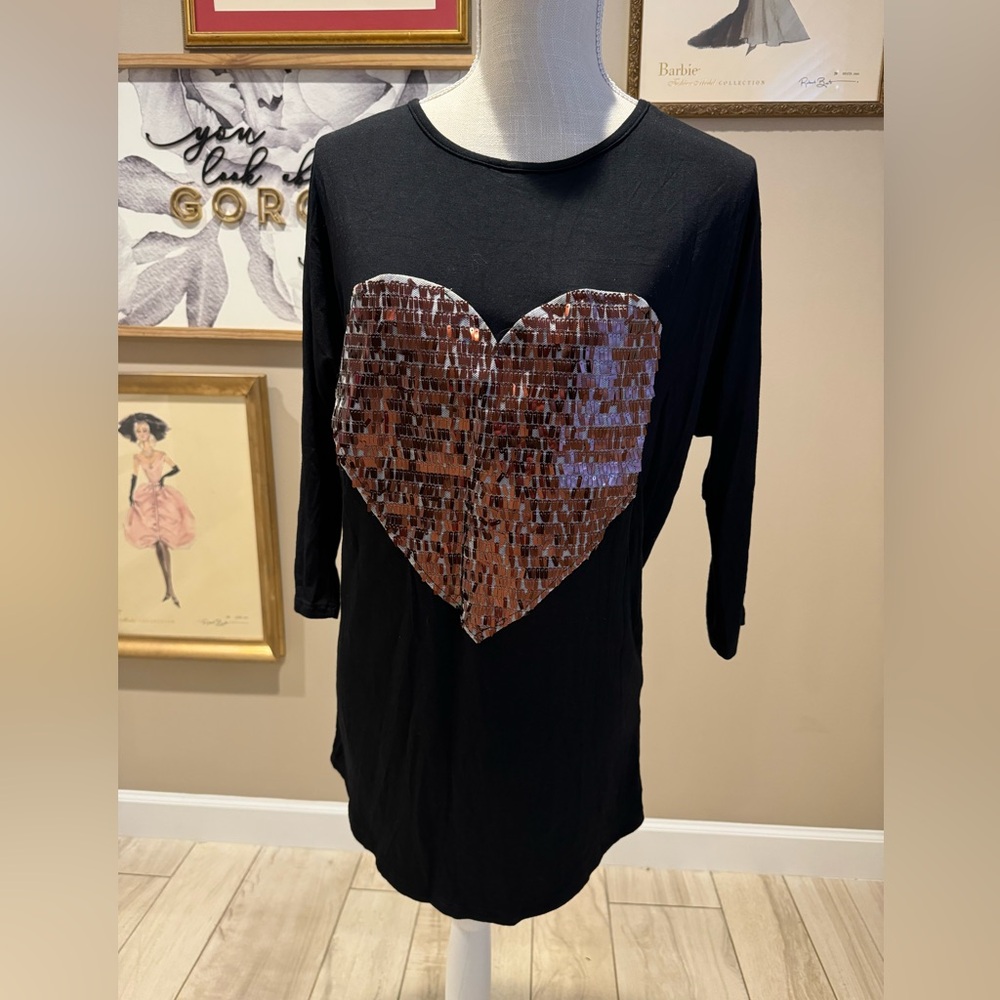 5 for $30 BOUTIQUE Black and Pink Sequin Heart Tunic
